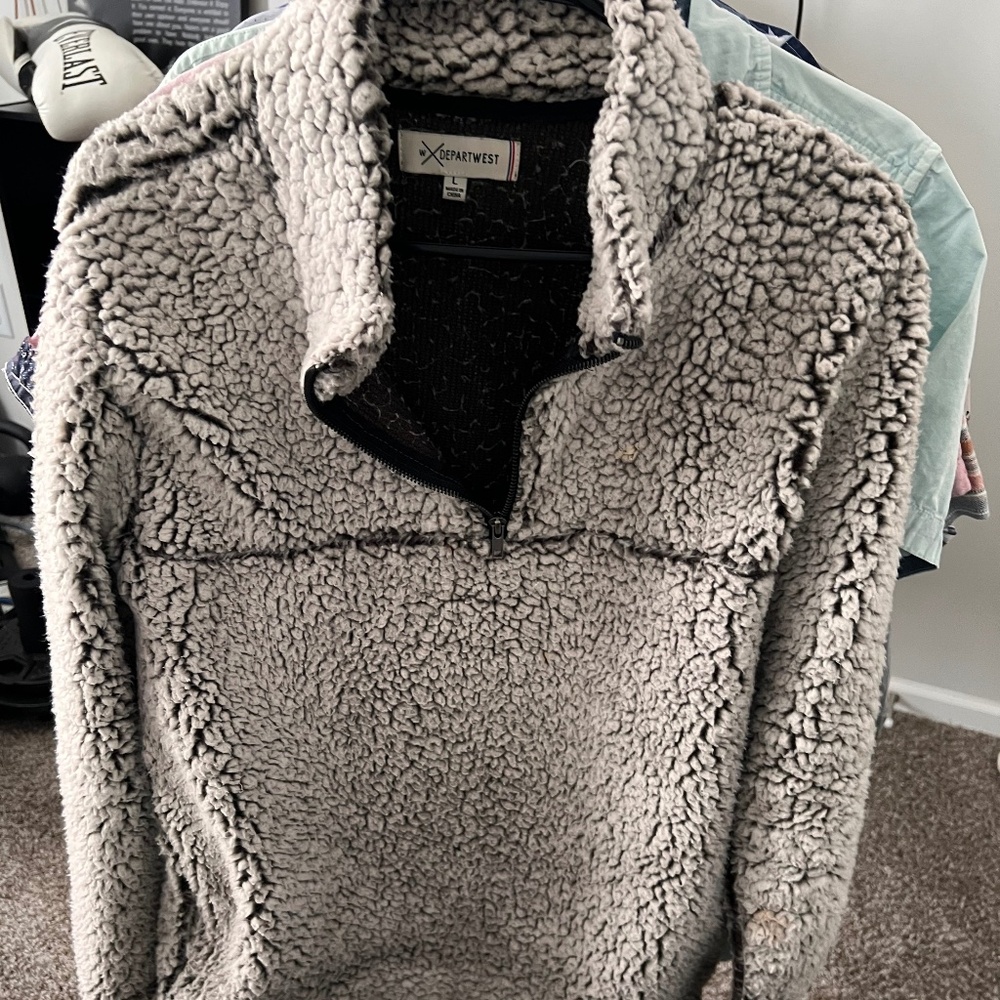 Lightweight Sherpa Pullover - Size Large - White/Black